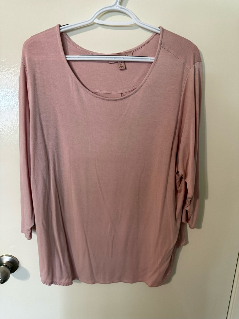 Philosophy Dusty Rose Long Sleeve Scoop Neck Top